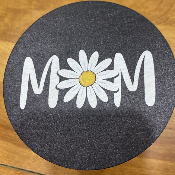 NWOT.  Sand + Fog, 12oz., jar candle. - Picture 9 of 11